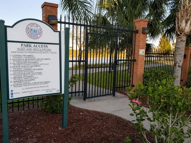 Building Photo - 3482 Chablis Dr