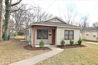 Building Photo - Move-In Ready Ranch Minutes from Plaza Midwood, NoDa & Uptown
