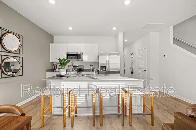 Building Photo - 721 Big Bend Ct