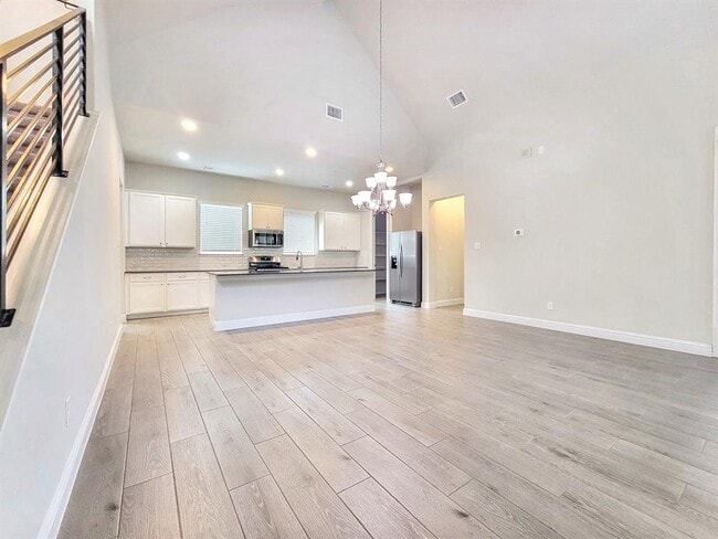 Building Photo - 601 C-Bar Ranch Trl