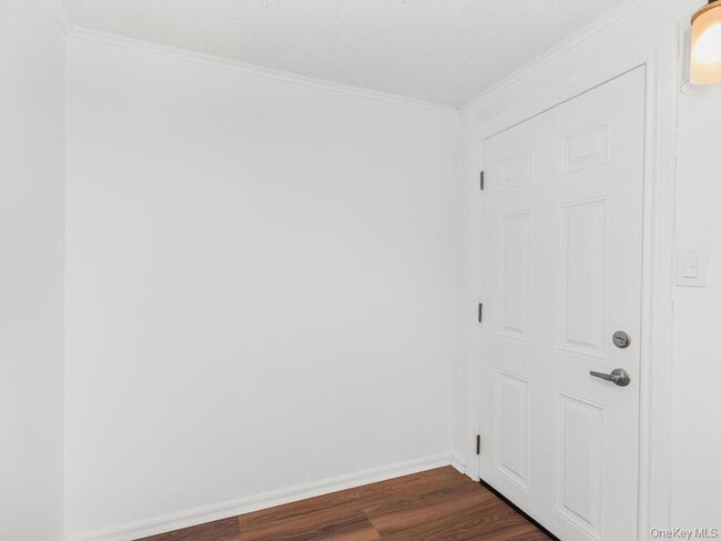 Building Photo - 85 Hart Ave