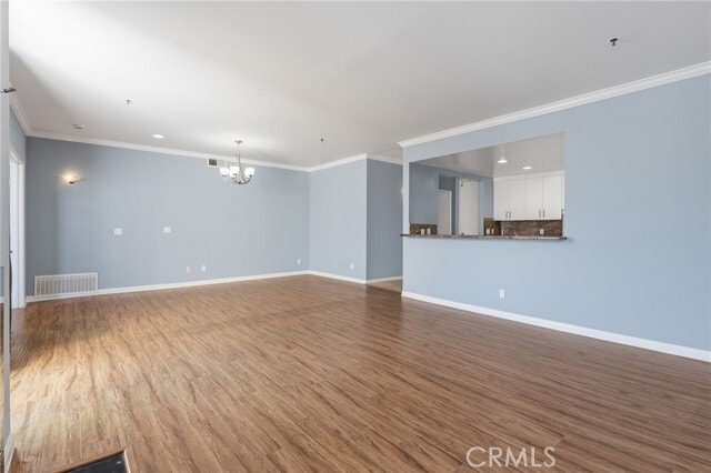 Building Photo - 5350 White Oak Ave