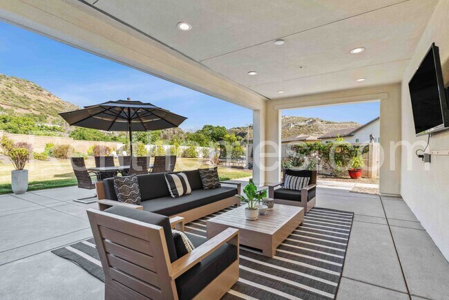 Building Photo - 21743 Deer Grass Dr