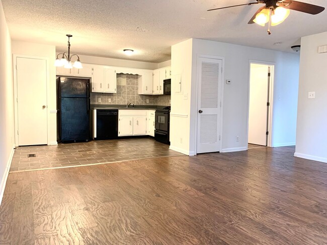 Building Photo - 402 Jack Miller Blvd