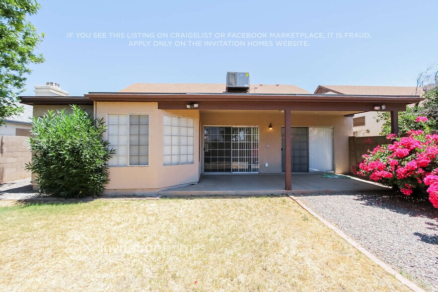 Building Photo - 11018 N 60th Dr