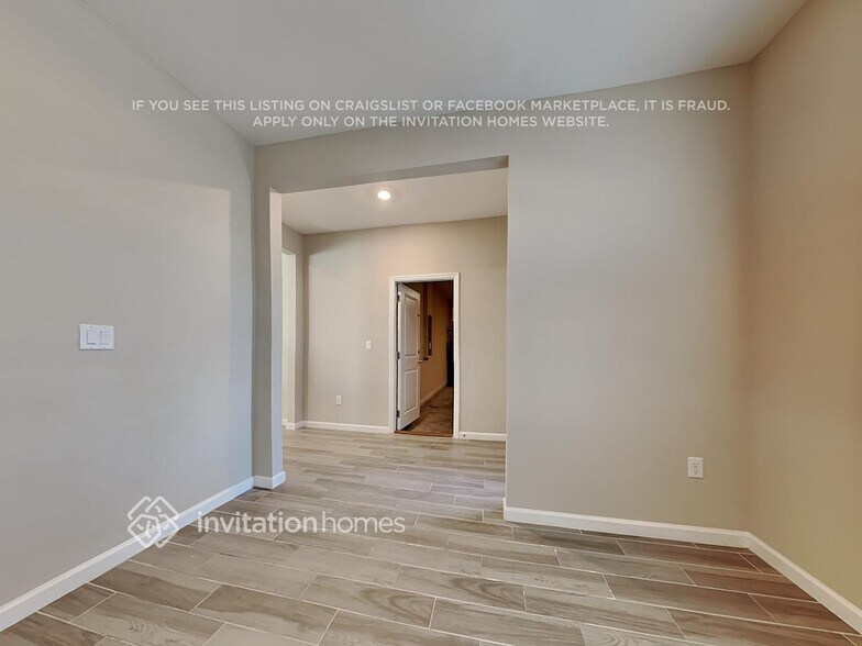 Building Photo - 6310 Starlight Dr