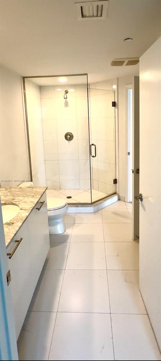 Building Photo - 500 Brickell Ave