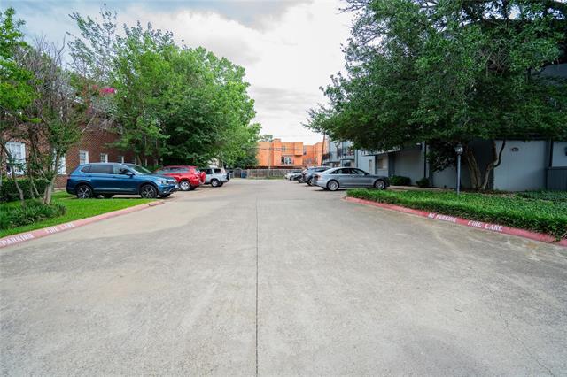 Building Photo - 4020 Holland Ave