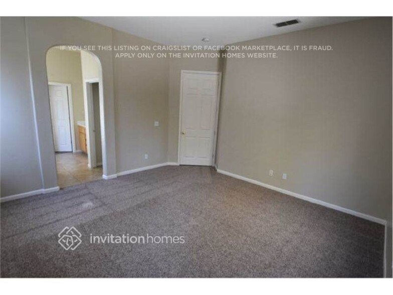 Building Photo - 1689 Soledad Dr