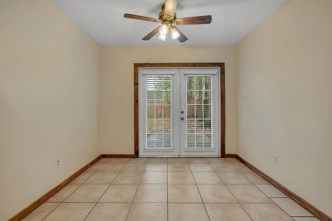 Building Photo - 2008 E Park Ave