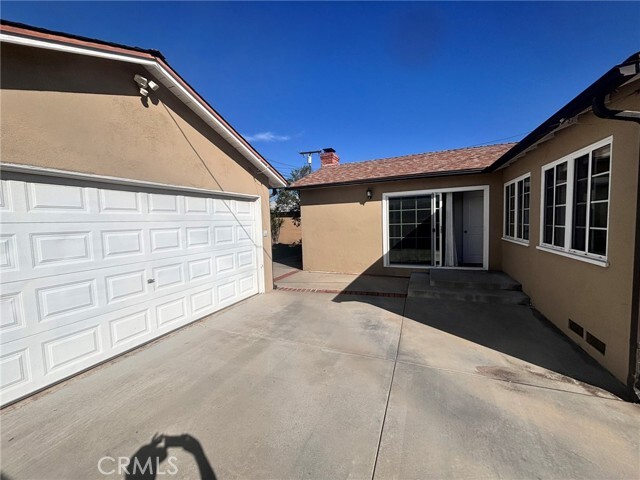 Building Photo - 9081 E Greenwood Ave