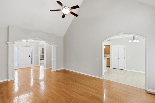 Building Photo - 9186 Belleau Ridge Dr