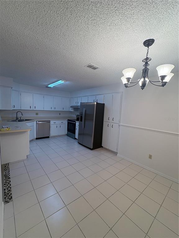 Building Photo - 2870 SW 143 Place Rd