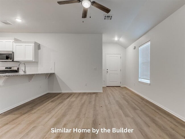 Building Photo - 11600 Mackenzie Wy