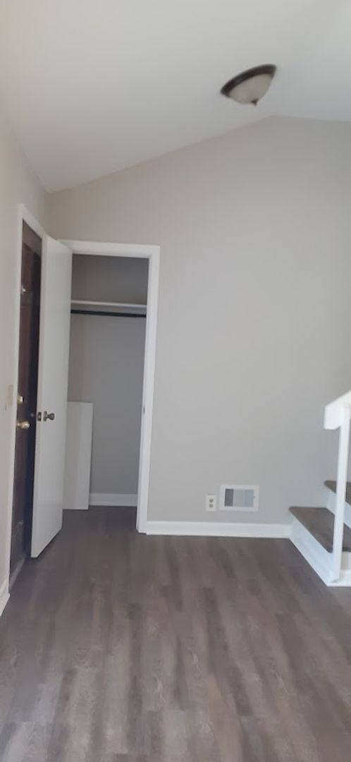 Building Photo - Lovely Three Bedroom Upgraded Home in Irmo...