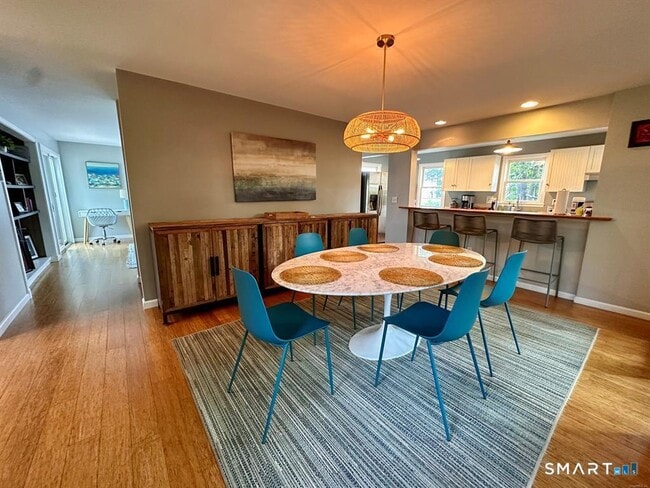 Building Photo - 44 Warren St