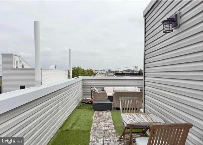 Building Photo - 2503 Ingersoll St