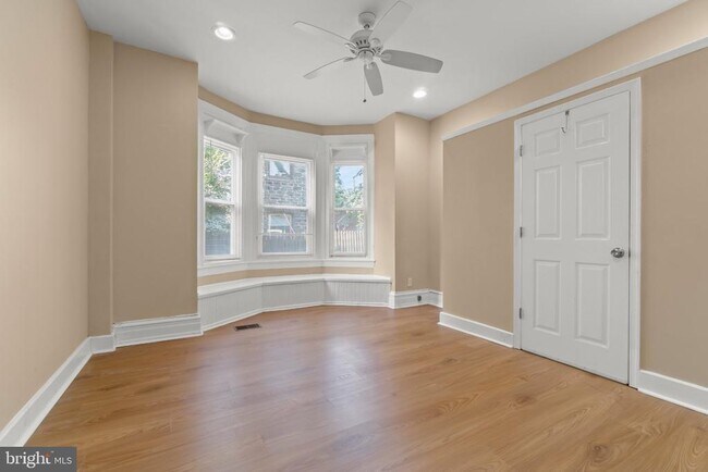 Building Photo - 133 E Mt Airy Ave