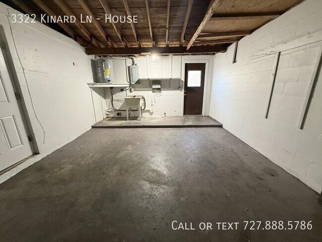 Building Photo - 3322 Kinard Ln