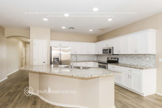 Building Photo - 11855 W Monte Vista Rd