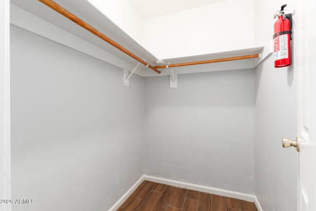 Building Photo - 151 E Broadway Rd