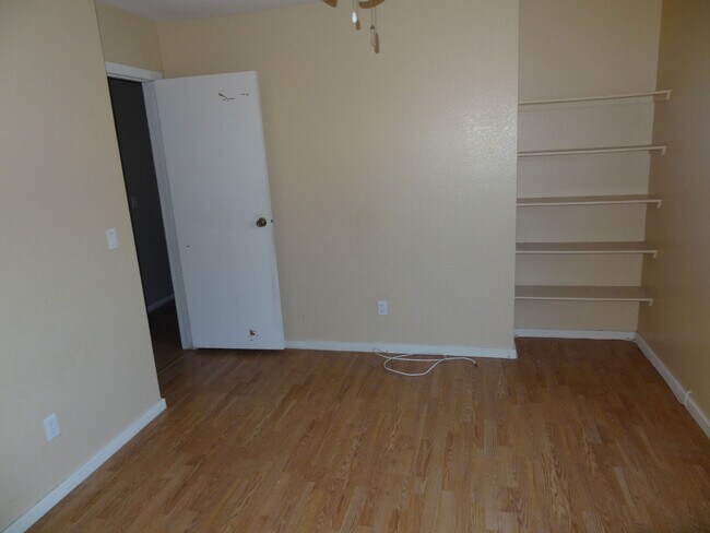 Building Photo - Beautifully Remodeled 3-Bedroom Home with ...