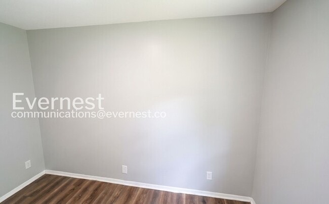Building Photo - 3-Bed/2-Bath/Pet Friendly/Available Soon!