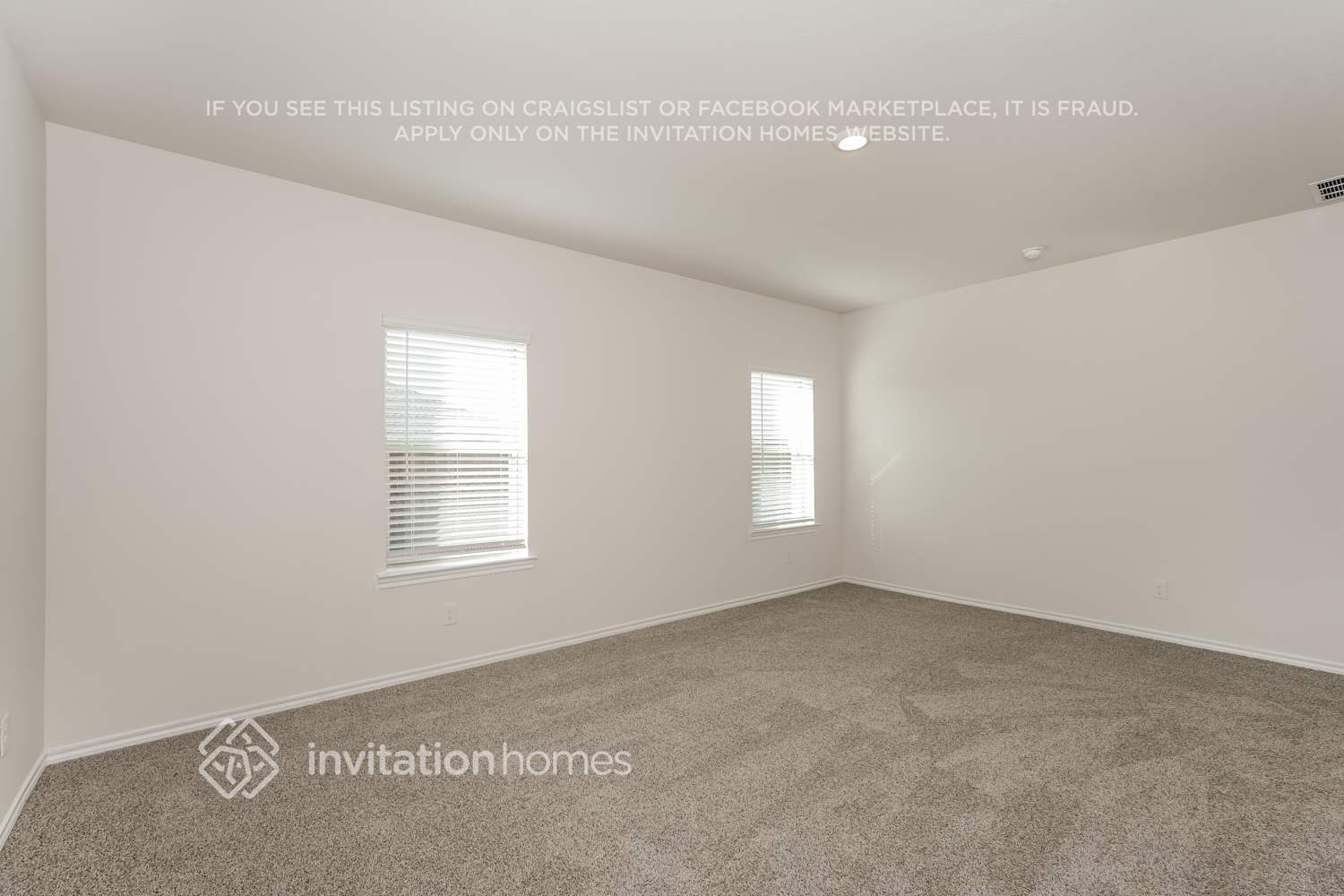 Building Photo - 4004 Amethyst Dr