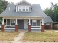Building Photo - Very charming, large 4 bedroom/2 bath in E...