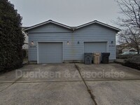 Building Photo - 3109 NE Flintlock Pl