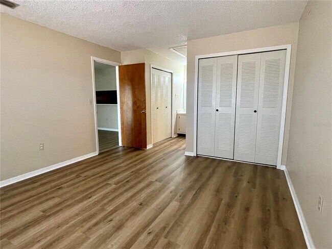 Building Photo - 2341 Aruba Ct