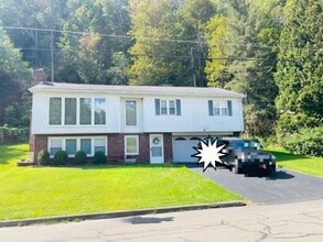 Building Photo - 8 Lawson Ct