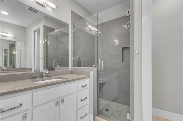 Building Photo - 4934 Camdale Ct