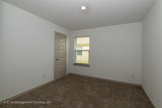 Building Photo - 8038 Brahman Ln