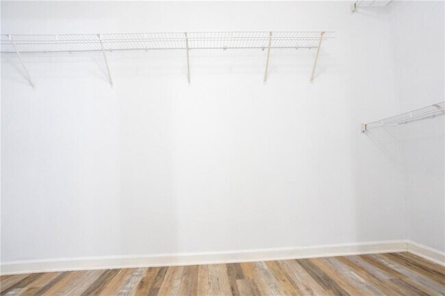 Building Photo - 1315 Great River Pkwy SE