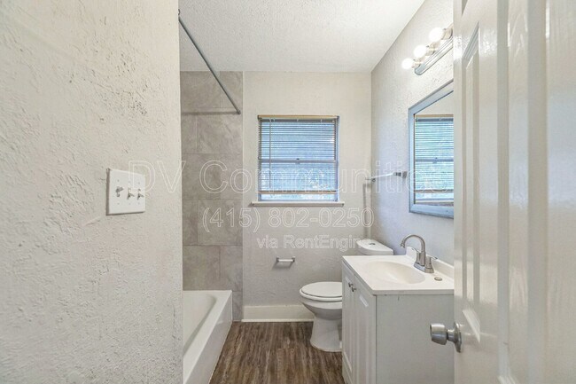 Building Photo - 6419 Belarbor St