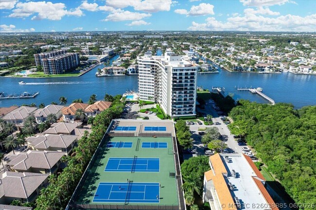 Building Photo - 3912 S Ocean Blvd