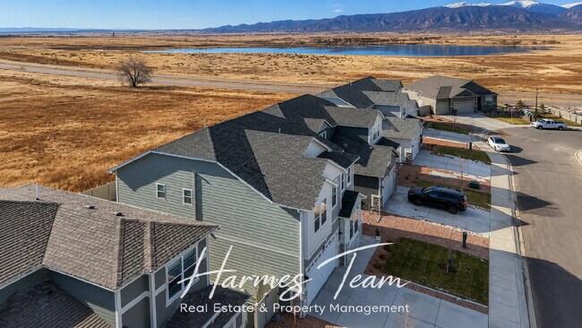 Building Photo - Beautiful 5 Bedroom Home in the Trails of Aspen Ridge