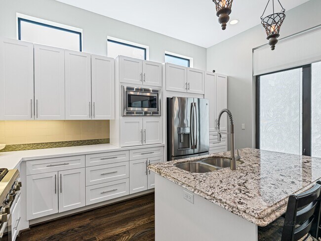 Building Photo - 1520 Malone St