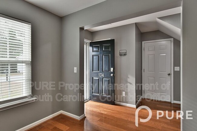 Building Photo - 134 Vermillion Dr