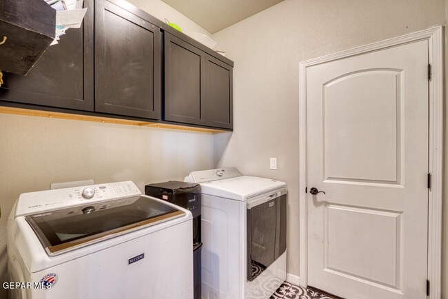 Building Photo - 13772 Newton Ct