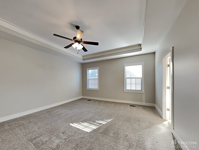 Building Photo - 1047 Harper Dean Wy