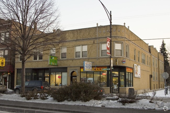 Building Photo - 2121-25 W Irving Park