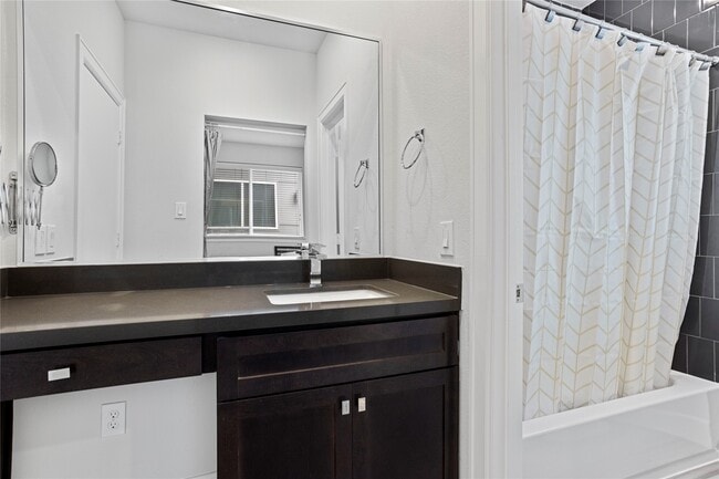 Building Photo - 317 Eado Park Cir