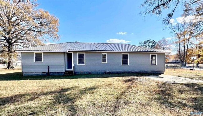 Building Photo - 3 bd 2 ba home in Glencoe!