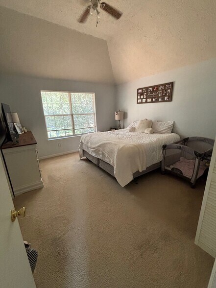 Building Photo - 4808 Davitt Ct NW
