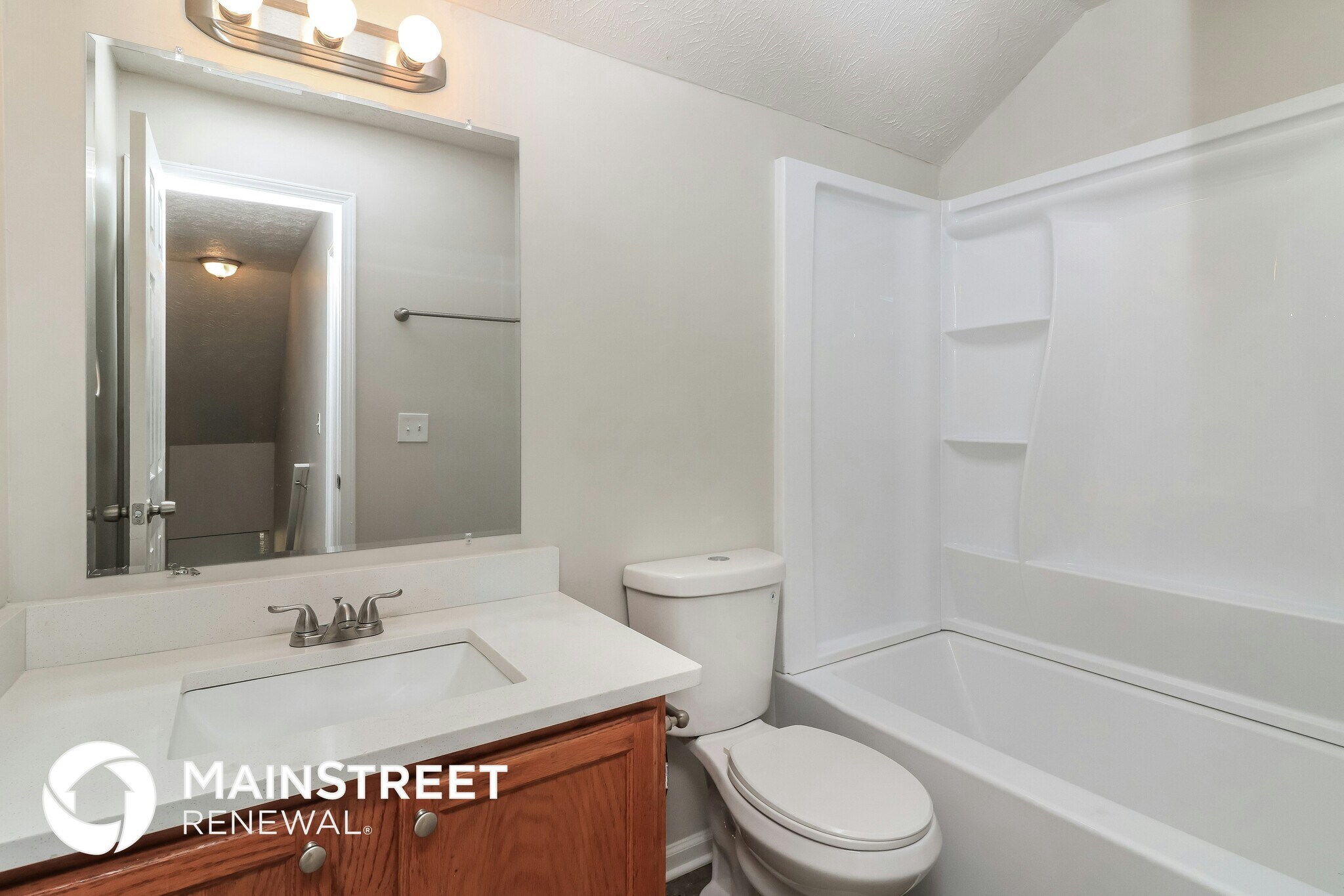 Building Photo - 7250 Bridgeport Ct