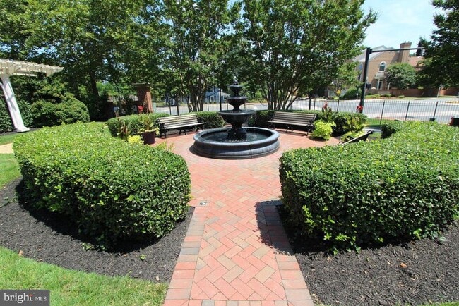 Building Photo - 10502 James Wren Way