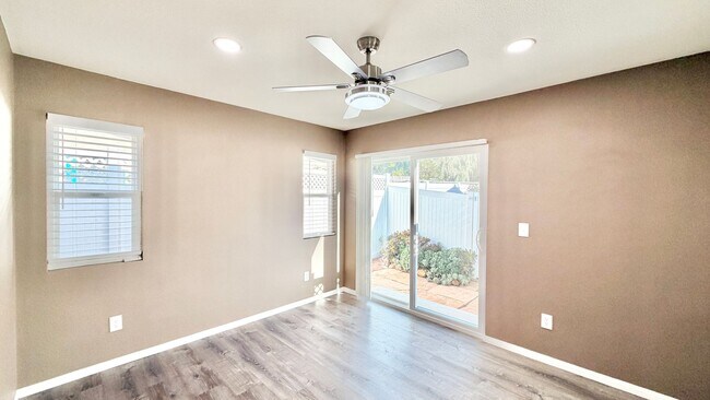 Building Photo - Lovely Newer Construction, Detached ADU Guest Home, on Private Property in Quiet Neighborhood of ...