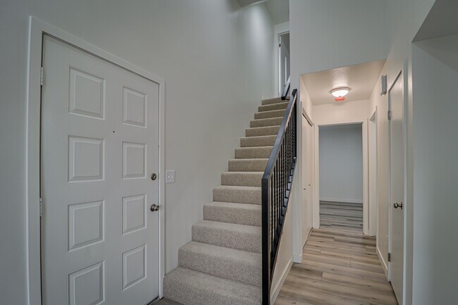 Building Photo - 5400 Dunsmuir Rd